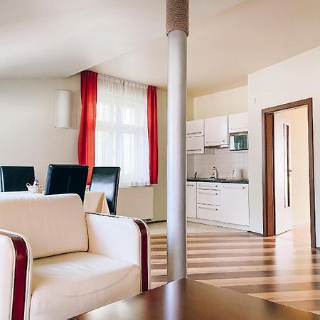 Riverside Apartments Thalia Karlovy Vary Luaran gambar