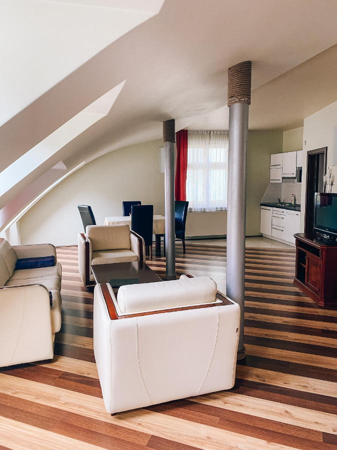 Riverside Apartments Thalia Karlovy Vary Luaran gambar